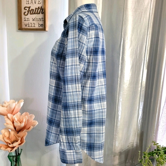 4/$20 Chaps Button Down Shirt - Picture 3 of 8